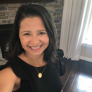 Meet your Posher, Dayane